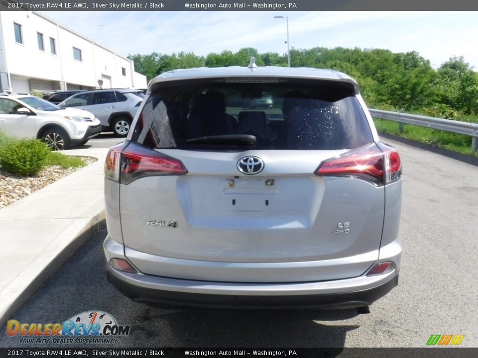 2017 Toyota RAV4 LE AWD Silver Sky Metallic / Black Photo #8