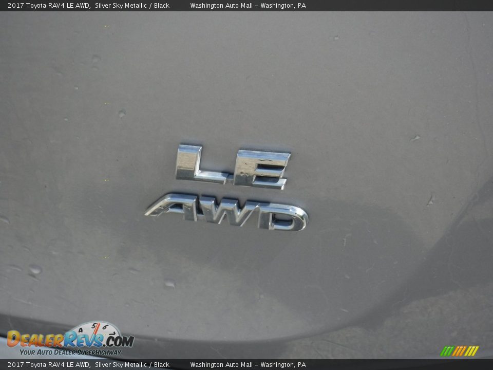 2017 Toyota RAV4 LE AWD Silver Sky Metallic / Black Photo #10