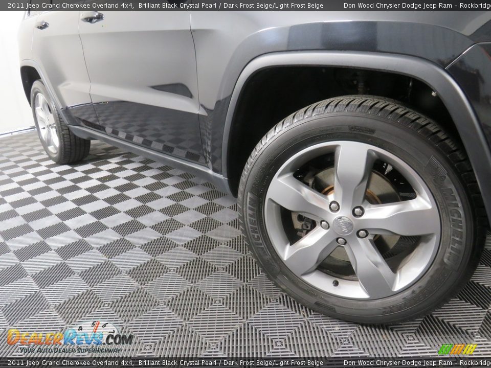 2011 Jeep Grand Cherokee Overland 4x4 Brilliant Black Crystal Pearl / Dark Frost Beige/Light Frost Beige Photo #8