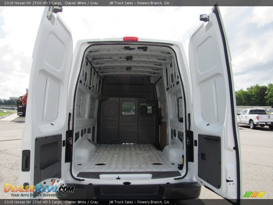 2018 Nissan NV 2500 HD S Cargo Glacier White / Gray Photo #11