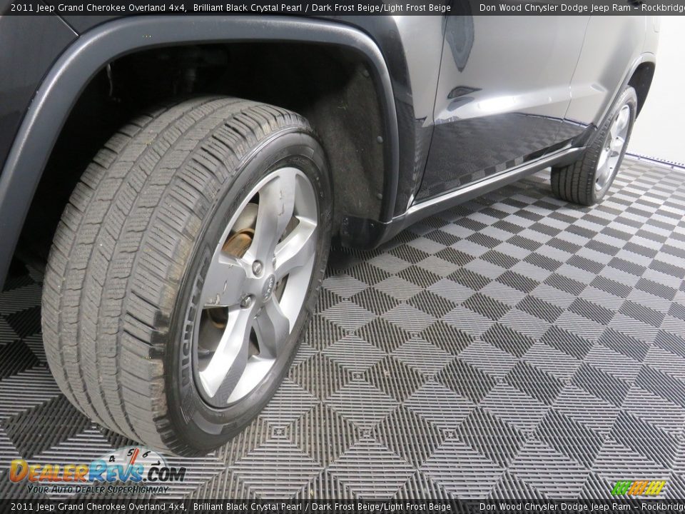 2011 Jeep Grand Cherokee Overland 4x4 Brilliant Black Crystal Pearl / Dark Frost Beige/Light Frost Beige Photo #13