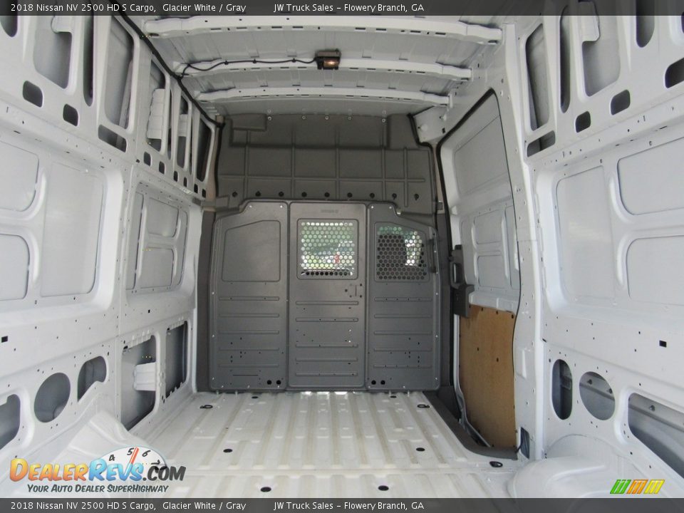 2018 Nissan NV 2500 HD S Cargo Glacier White / Gray Photo #16