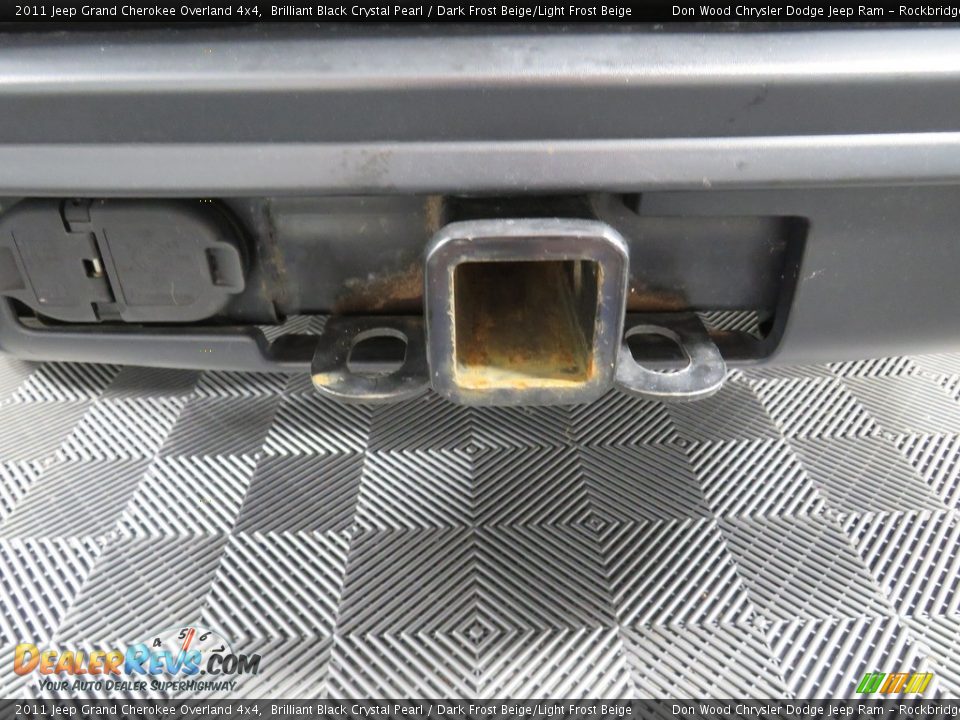 2011 Jeep Grand Cherokee Overland 4x4 Brilliant Black Crystal Pearl / Dark Frost Beige/Light Frost Beige Photo #17
