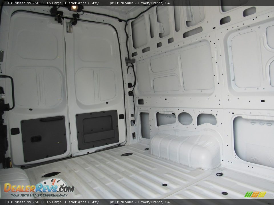 2018 Nissan NV 2500 HD S Cargo Glacier White / Gray Photo #23