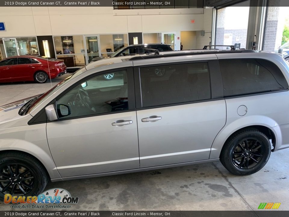 2019 Dodge Grand Caravan GT Granite Pearl / Black Photo #2