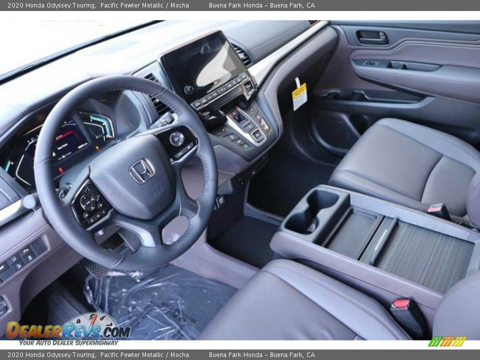 Front Seat of 2020 Honda Odyssey Touring Photo #8