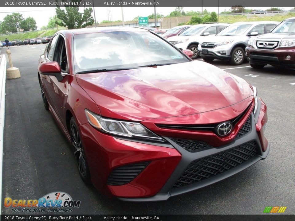 2018 Toyota Camry SE Ruby Flare Pearl / Black Photo #7