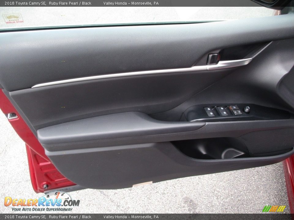 2018 Toyota Camry SE Ruby Flare Pearl / Black Photo #10