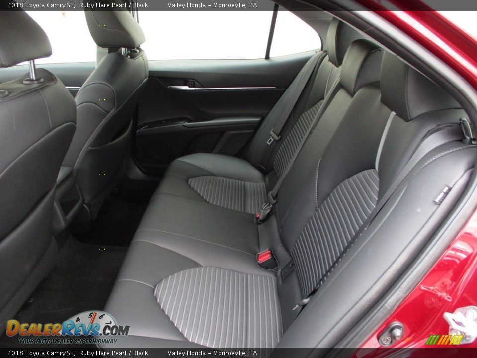 2018 Toyota Camry SE Ruby Flare Pearl / Black Photo #13