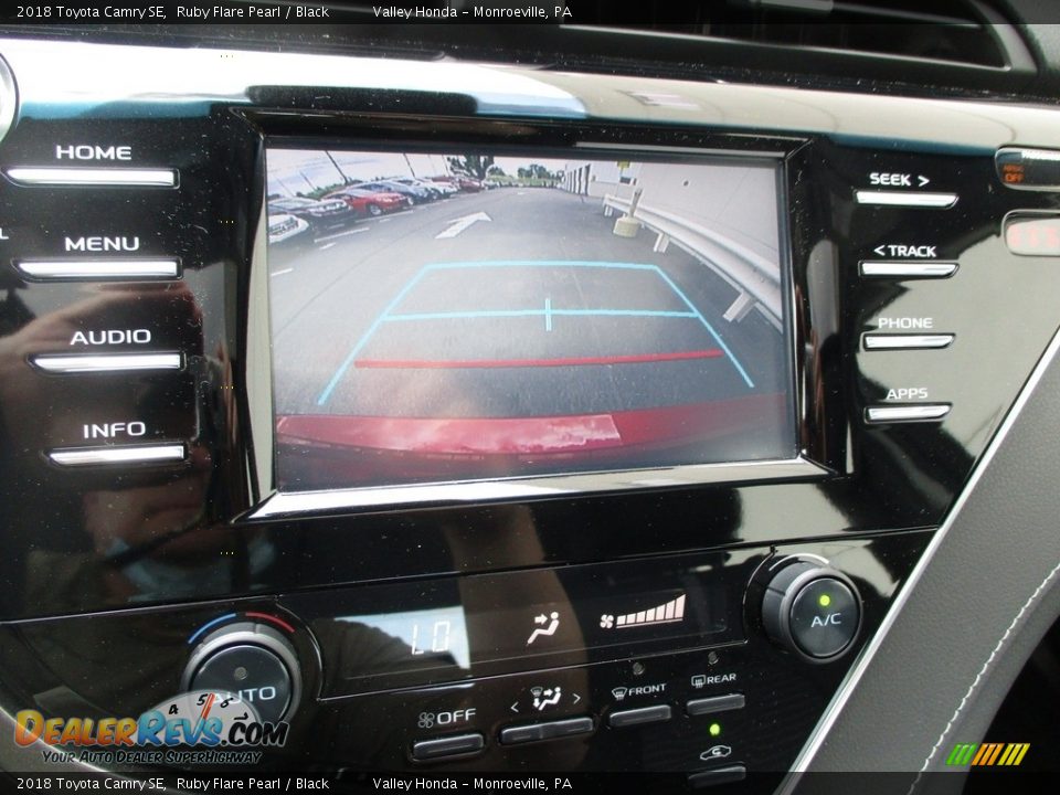 2018 Toyota Camry SE Ruby Flare Pearl / Black Photo #17