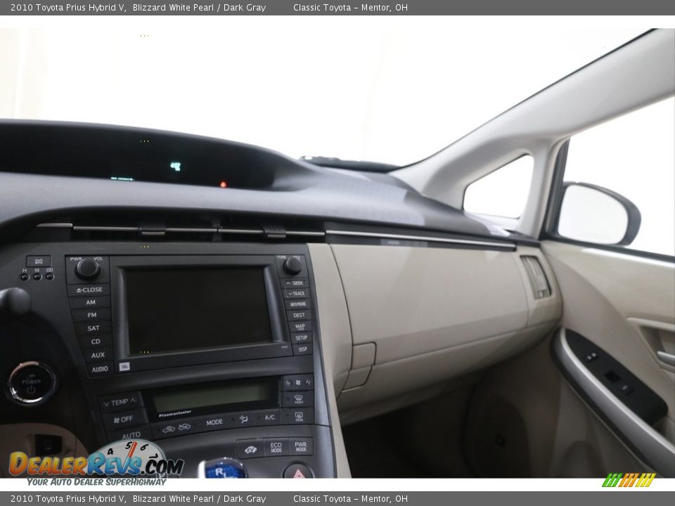 2010 Toyota Prius Hybrid V Blizzard White Pearl / Dark Gray Photo #10