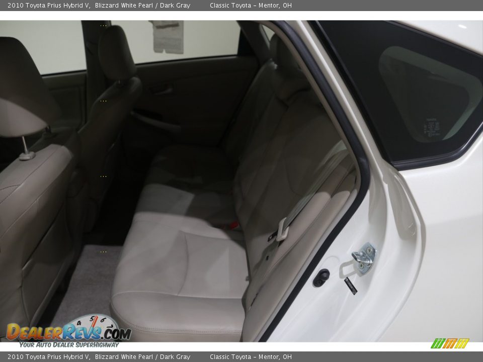 2010 Toyota Prius Hybrid V Blizzard White Pearl / Dark Gray Photo #17