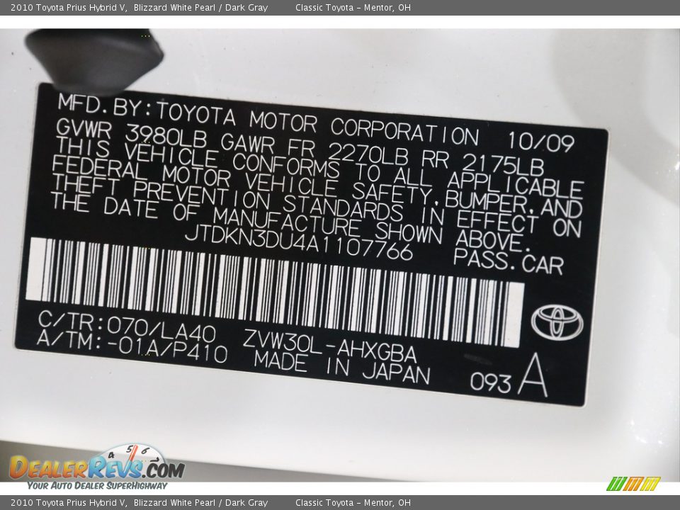 2010 Toyota Prius Hybrid V Blizzard White Pearl / Dark Gray Photo #19