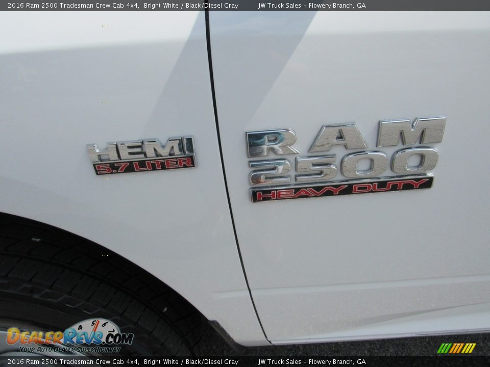 2016 Ram 2500 Tradesman Crew Cab 4x4 Bright White / Black/Diesel Gray Photo #7