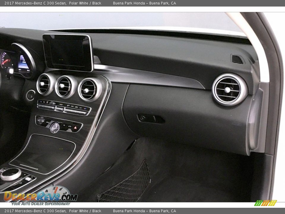 2017 Mercedes-Benz C 300 Sedan Polar White / Black Photo #24