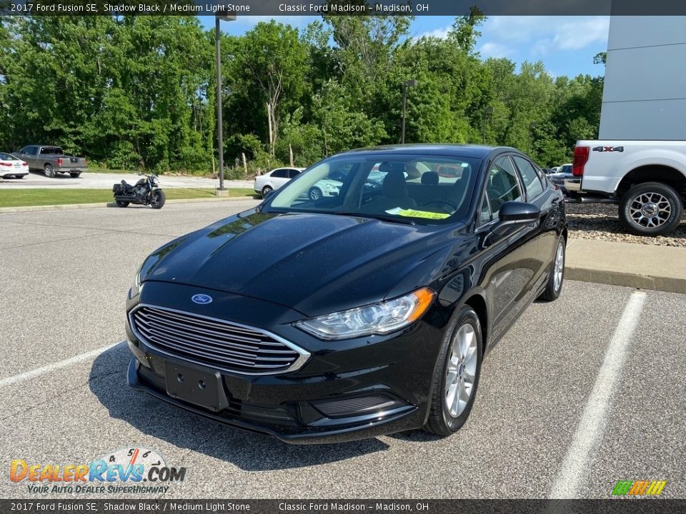 2017 Ford Fusion SE Shadow Black / Medium Light Stone Photo #1