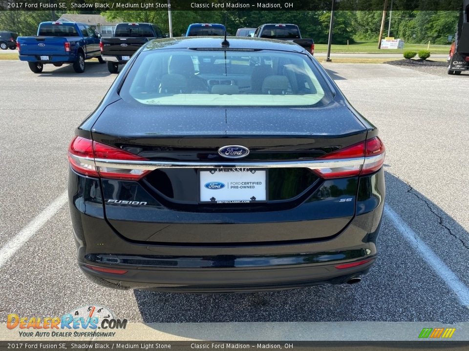 2017 Ford Fusion SE Shadow Black / Medium Light Stone Photo #3