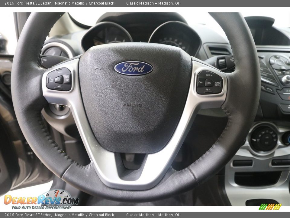 2016 Ford Fiesta SE Sedan Magnetic Metallic / Charcoal Black Photo #8