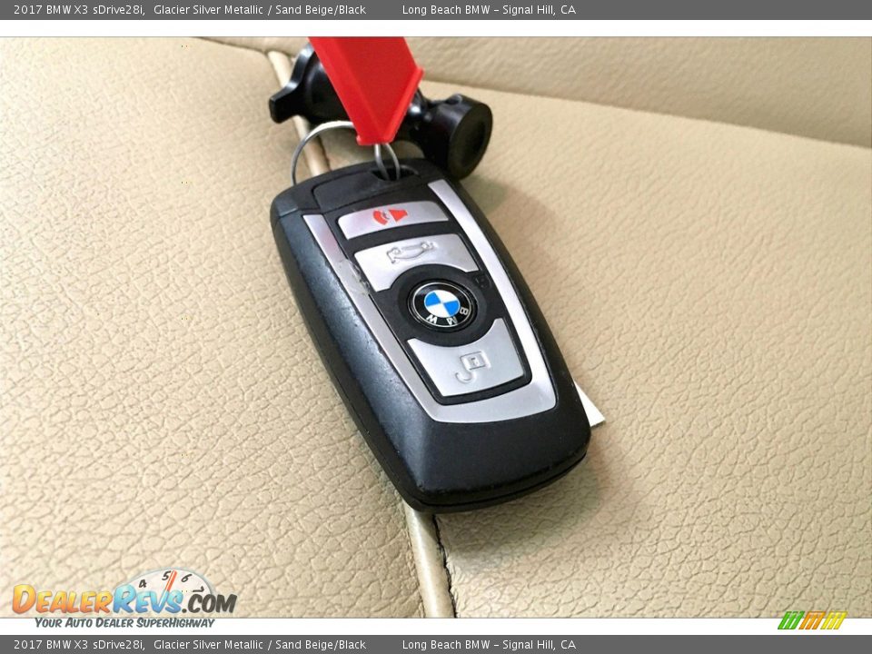 2017 BMW X3 sDrive28i Glacier Silver Metallic / Sand Beige/Black Photo #11