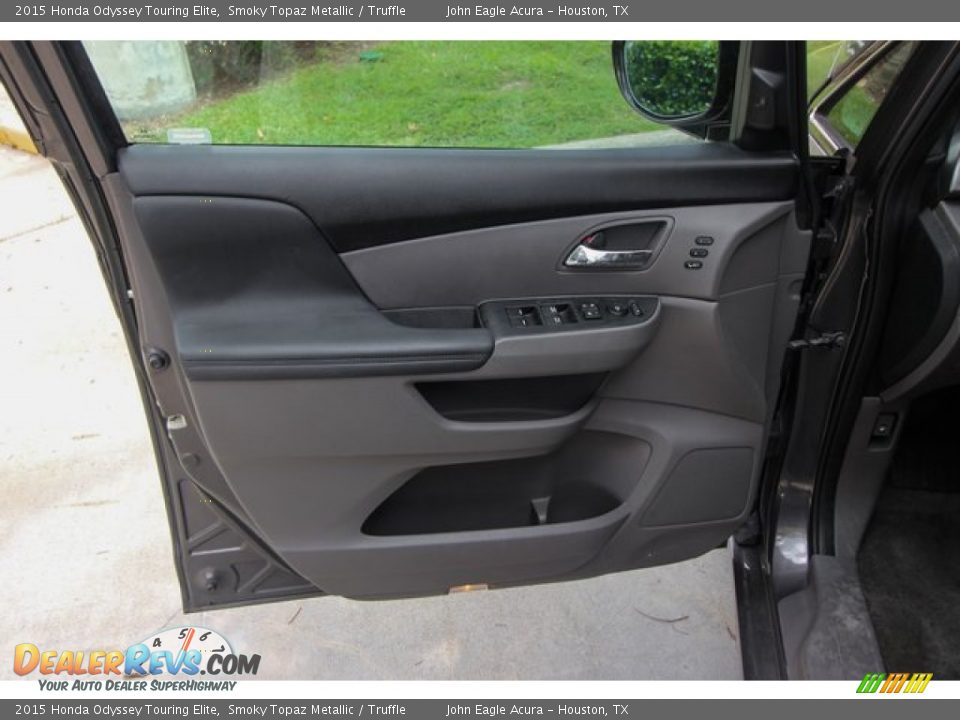 2015 Honda Odyssey Touring Elite Smoky Topaz Metallic / Truffle Photo #18