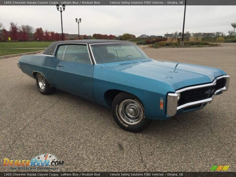 1969 Chevrolet Impala Custom Coupe LeMans Blue / Medium Blue Photo #15