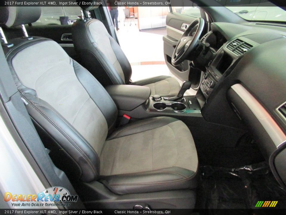 2017 Ford Explorer XLT 4WD Ingot Silver / Ebony Black Photo #16