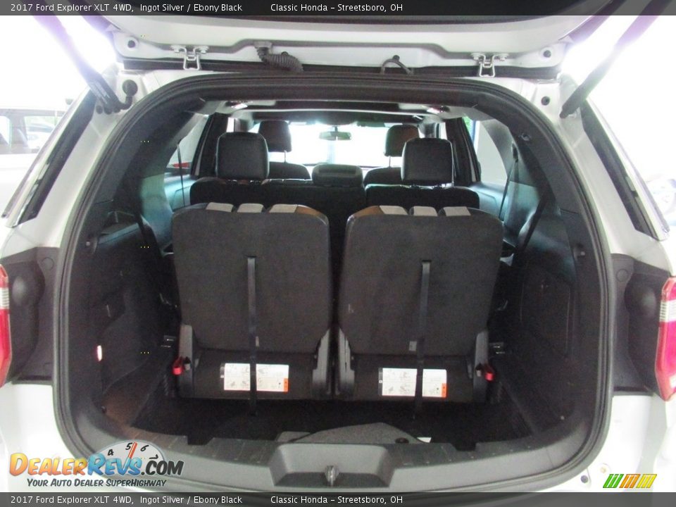 2017 Ford Explorer XLT 4WD Ingot Silver / Ebony Black Photo #22