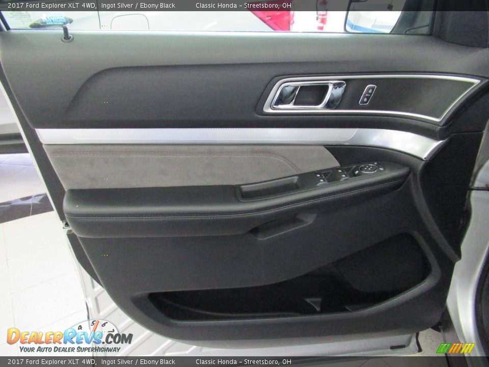 2017 Ford Explorer XLT 4WD Ingot Silver / Ebony Black Photo #28