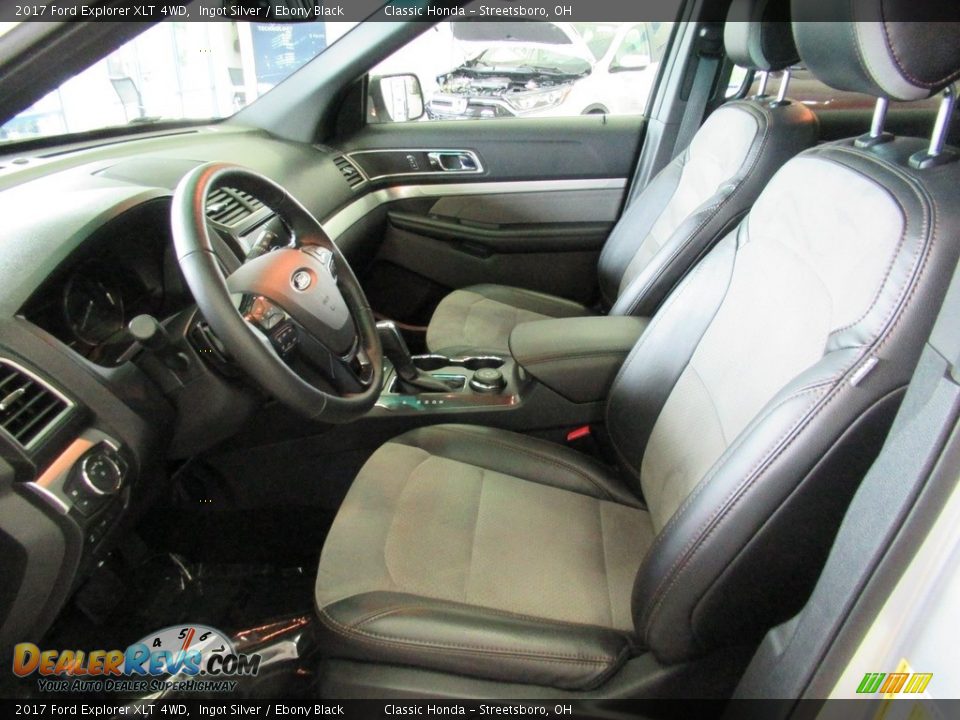 2017 Ford Explorer XLT 4WD Ingot Silver / Ebony Black Photo #30