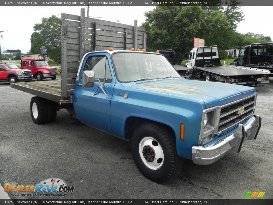 Front 3/4 View of 1979 Chevrolet C/K C30 Scottsdale Regular Cab Photo #2