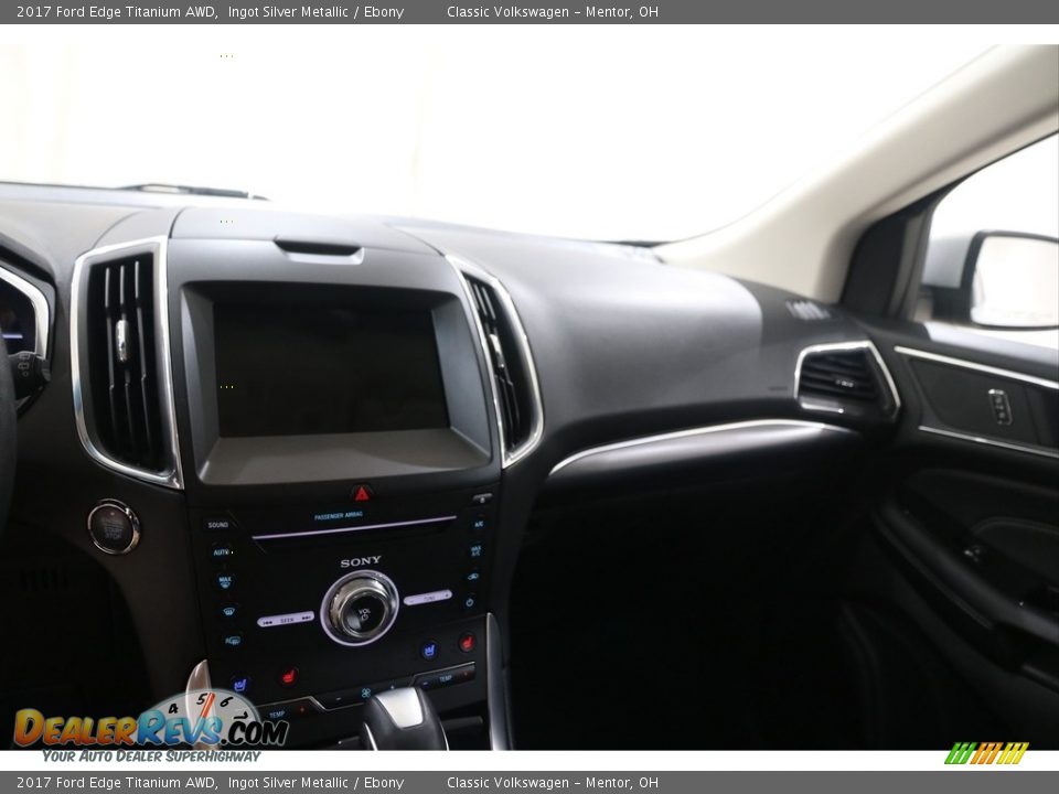 2017 Ford Edge Titanium AWD Ingot Silver Metallic / Ebony Photo #10
