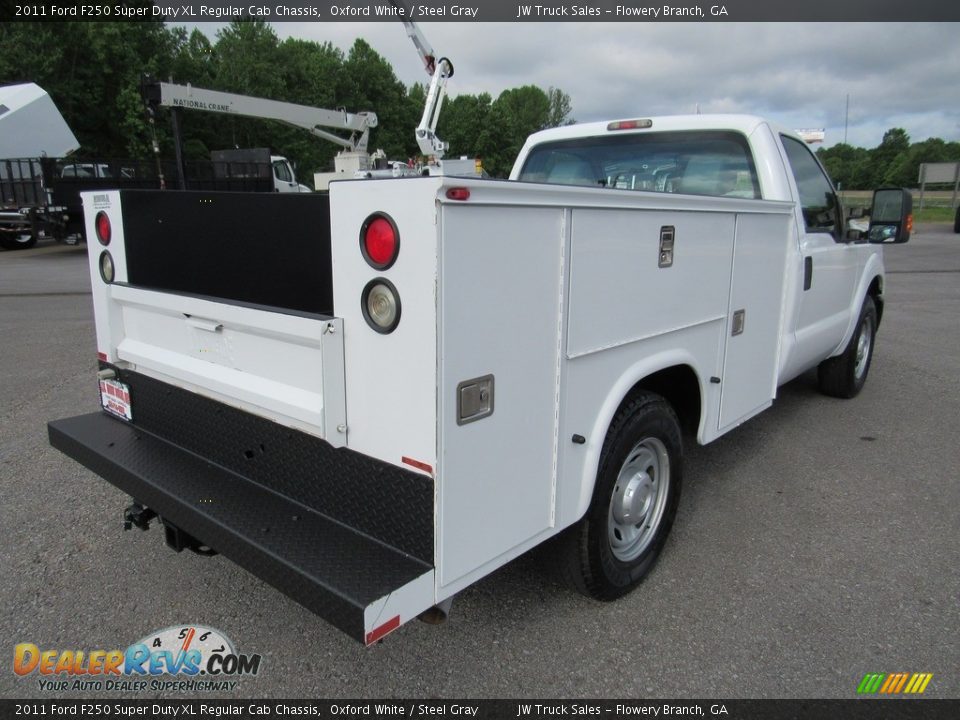 2011 Ford F250 Super Duty XL Regular Cab Chassis Oxford White / Steel Gray Photo #5