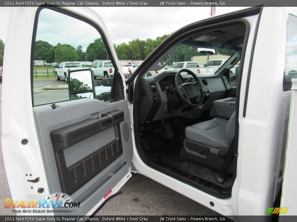 Door Panel of 2011 Ford F250 Super Duty XL Regular Cab Chassis Photo #20