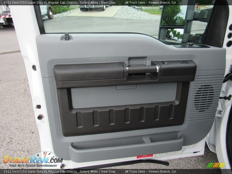 Door Panel of 2011 Ford F250 Super Duty XL Regular Cab Chassis Photo #21