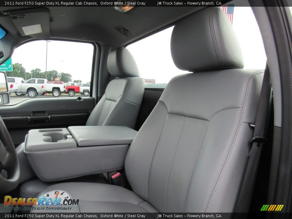 Front Seat of 2011 Ford F250 Super Duty XL Regular Cab Chassis Photo #24