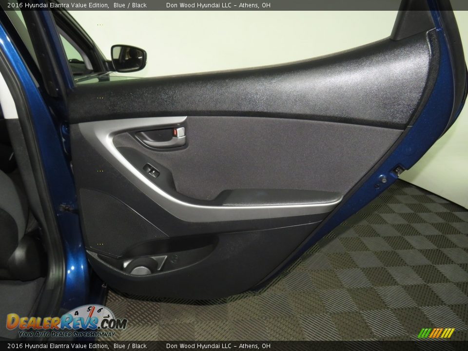 2016 Hyundai Elantra Value Edition Blue / Black Photo #22