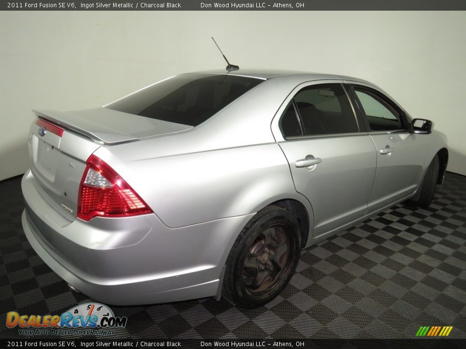 2011 Ford Fusion SE V6 Ingot Silver Metallic / Charcoal Black Photo #14