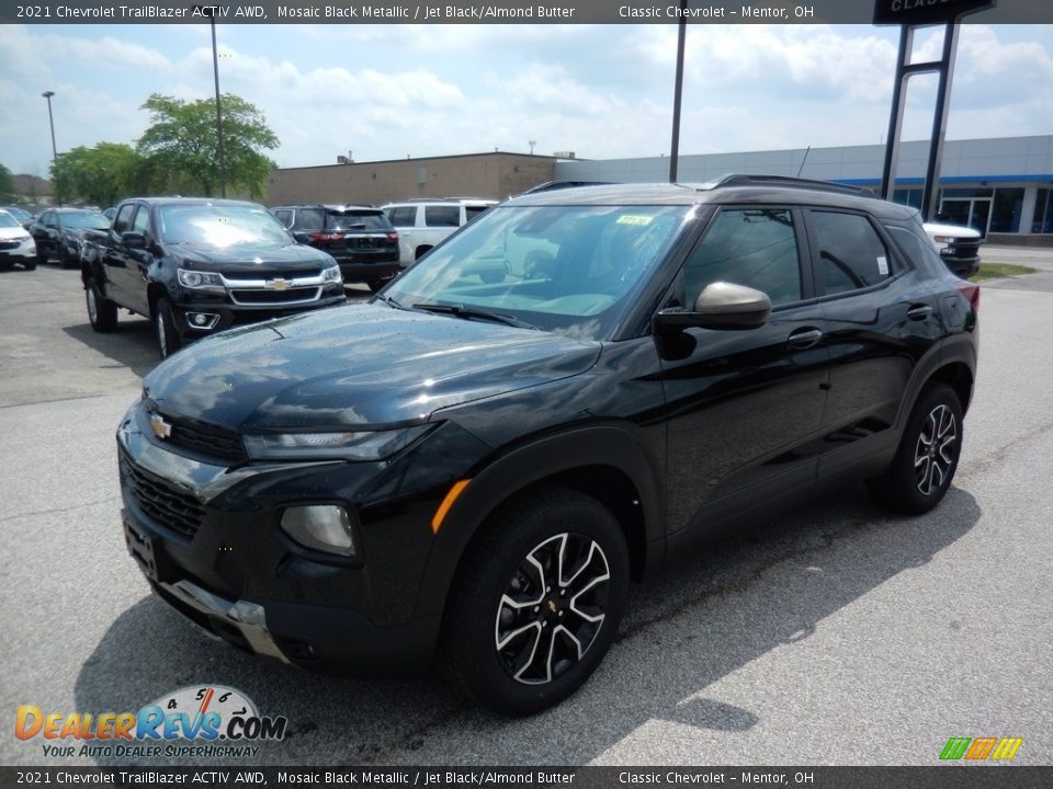 2021 Chevrolet TrailBlazer ACTIV AWD Mosaic Black Metallic / Jet Black/Almond Butter Photo #1