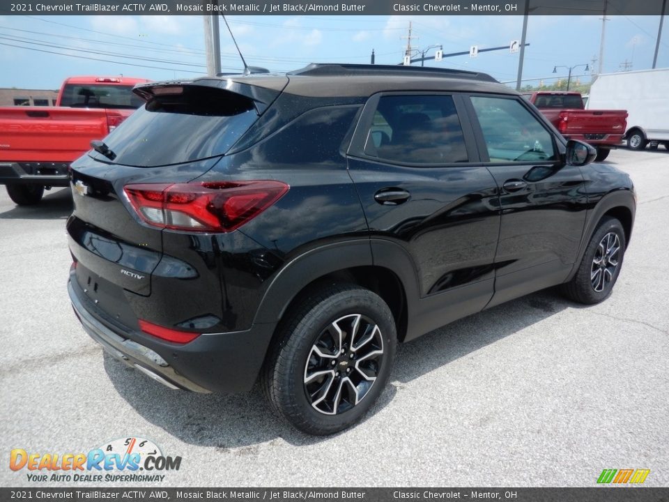 2021 Chevrolet TrailBlazer ACTIV AWD Mosaic Black Metallic / Jet Black/Almond Butter Photo #4