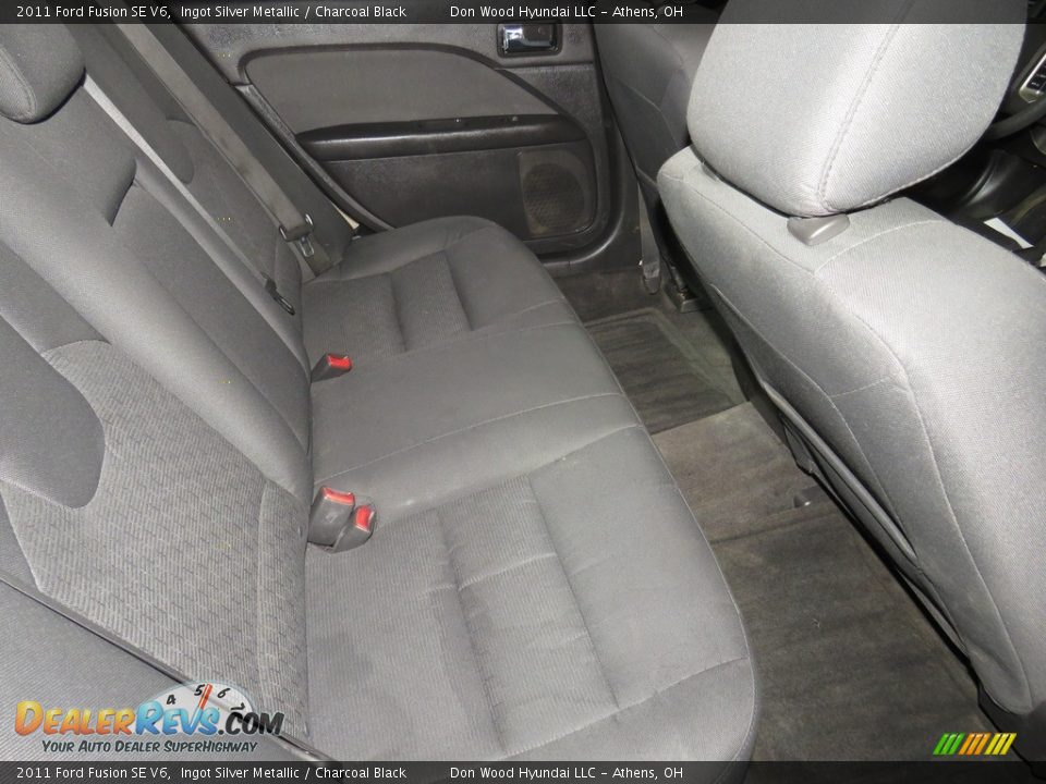 2011 Ford Fusion SE V6 Ingot Silver Metallic / Charcoal Black Photo #23