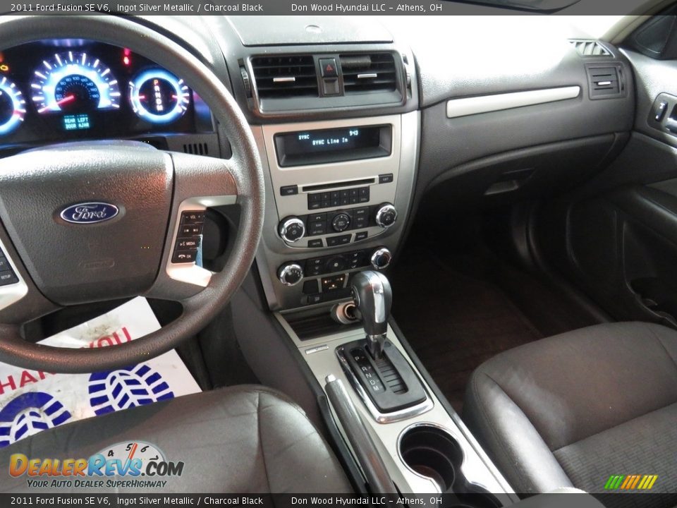 2011 Ford Fusion SE V6 Ingot Silver Metallic / Charcoal Black Photo #30