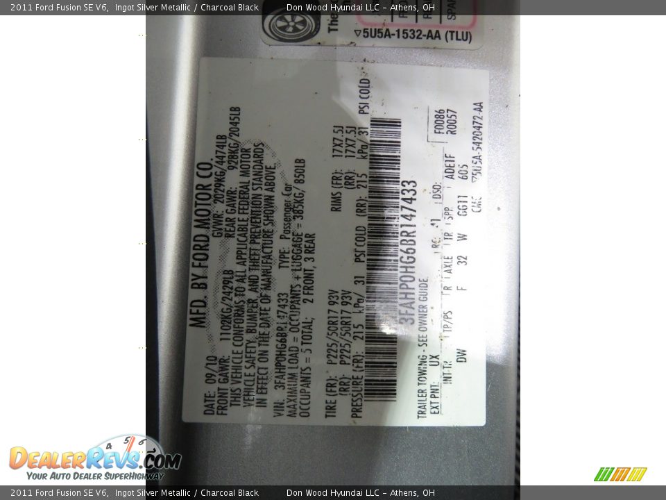 2011 Ford Fusion SE V6 Ingot Silver Metallic / Charcoal Black Photo #32