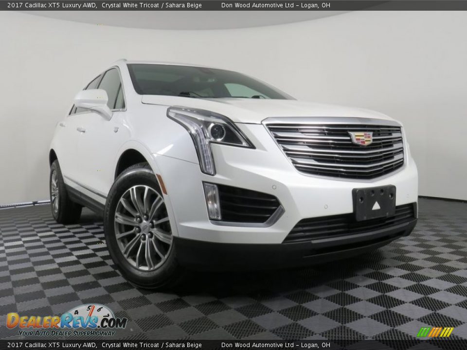 2017 Cadillac XT5 Luxury AWD Crystal White Tricoat / Sahara Beige Photo #1