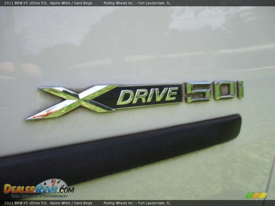 2011 BMW X5 xDrive 50i Alpine White / Sand Beige Photo #26