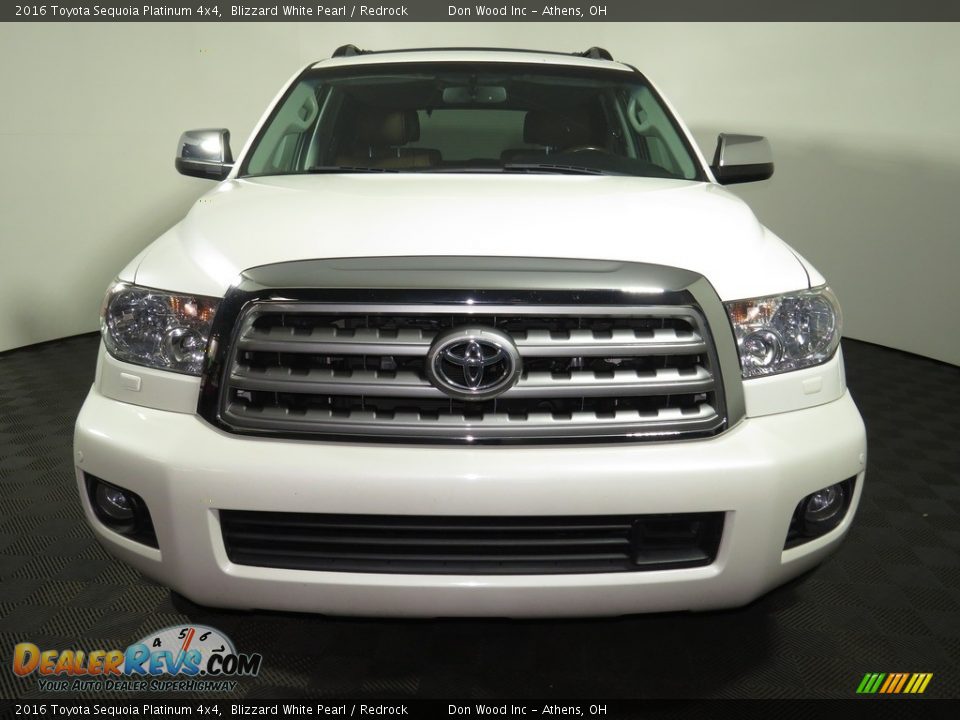 2016 Toyota Sequoia Platinum 4x4 Blizzard White Pearl / Redrock Photo #4
