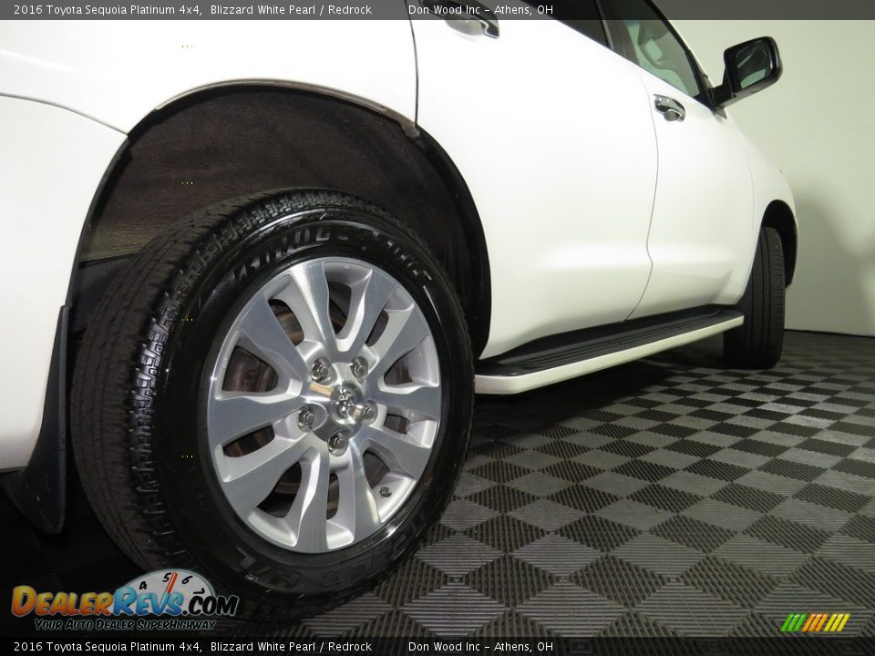 2016 Toyota Sequoia Platinum 4x4 Blizzard White Pearl / Redrock Photo #17