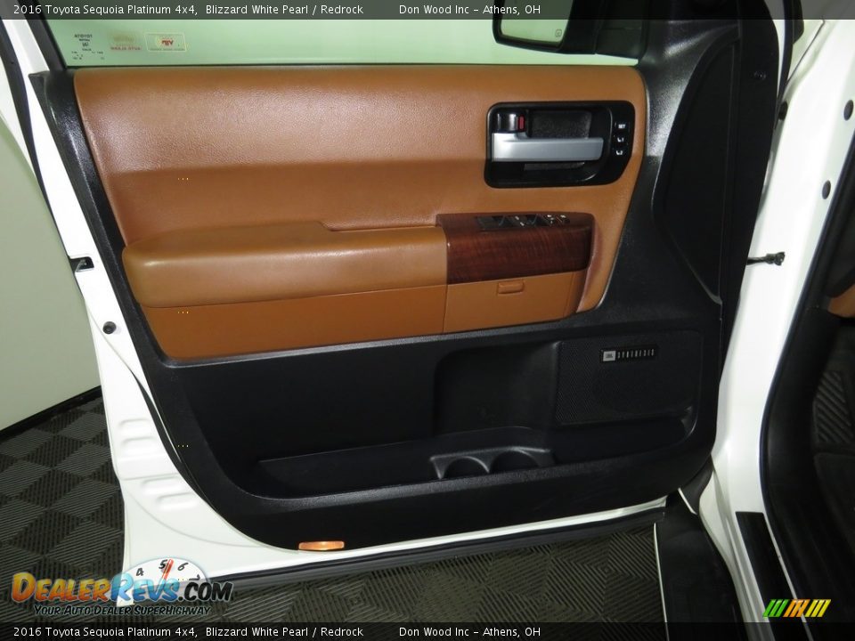 2016 Toyota Sequoia Platinum 4x4 Blizzard White Pearl / Redrock Photo #18