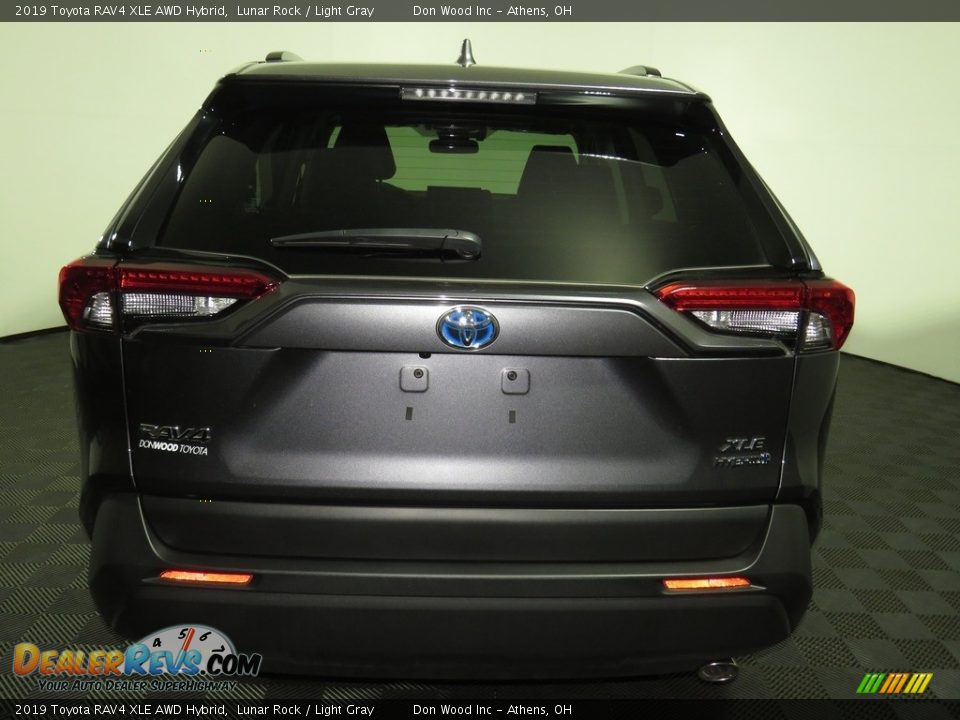 2019 Toyota RAV4 XLE AWD Hybrid Lunar Rock / Light Gray Photo #9