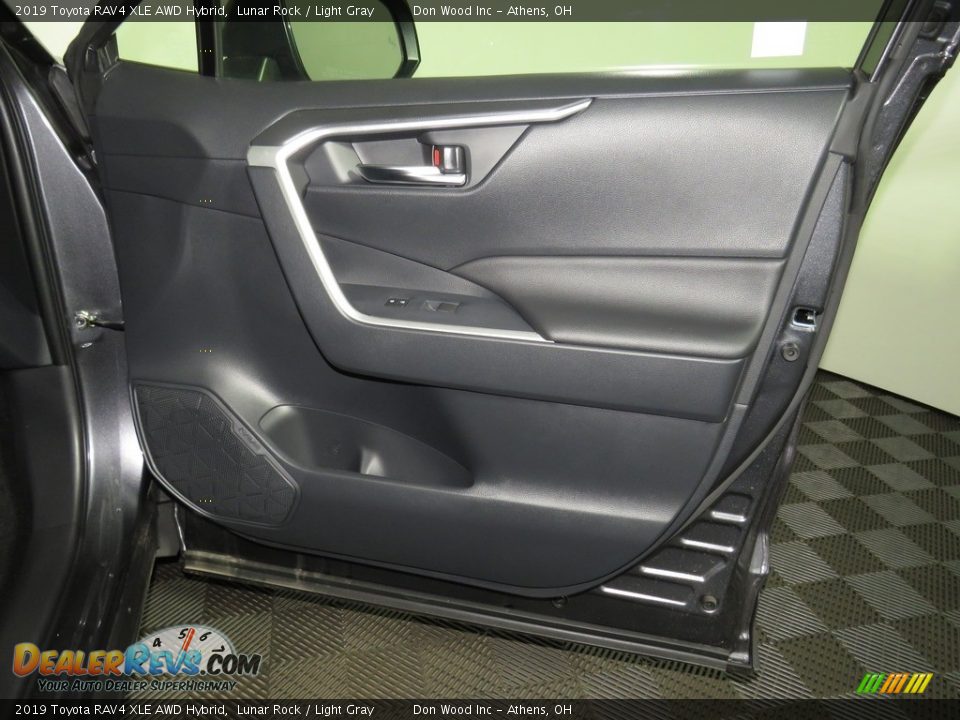 2019 Toyota RAV4 XLE AWD Hybrid Lunar Rock / Light Gray Photo #24