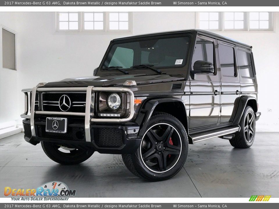 Front 3/4 View of 2017 Mercedes-Benz G 63 AMG Photo #12